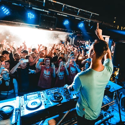 Privatisation et location de Salle de Clubbing